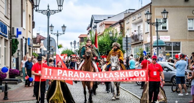 12. Parada Pułaskiego w Warce